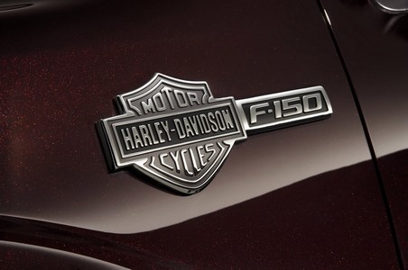 2010-ford-harley-davidson-f-150-6.jpg